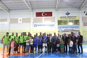 ASÜ Spor Şenlikleri’nde voleybol dalında şampiyon Tıp Fakültesi ve Diş Hekimliği takımı oldu